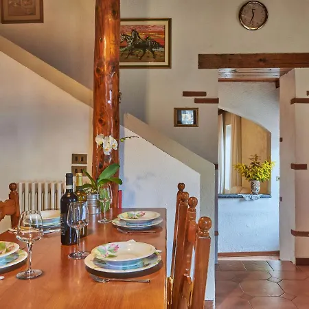 בית נופש Casa Rosy By Interhome
